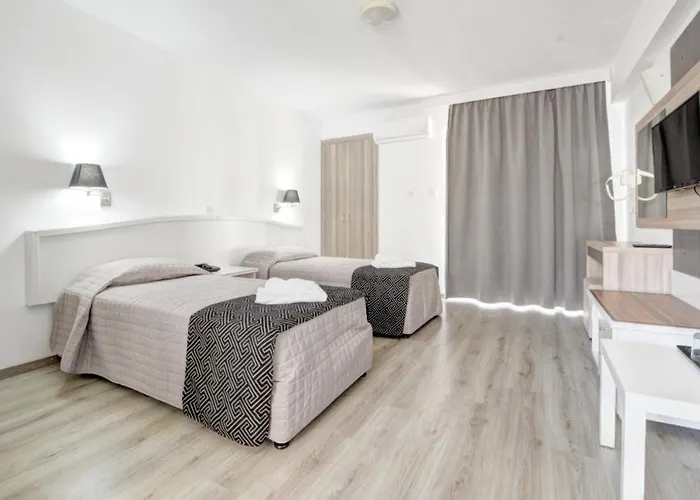 Barbara Apts * Айя-Напа