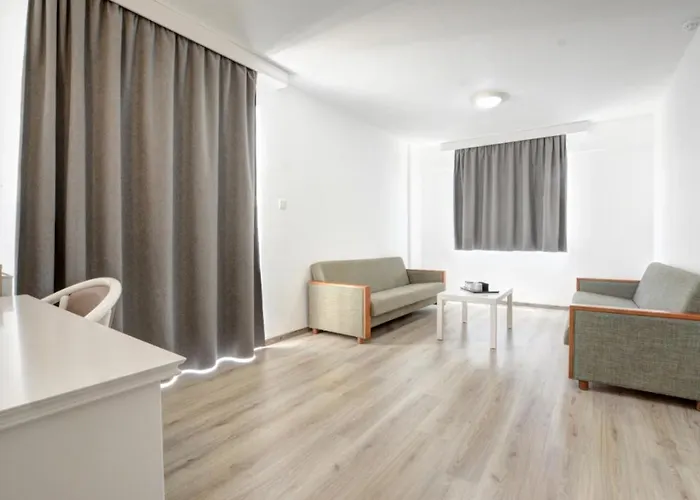 Barbara Apts * Айя-Напа