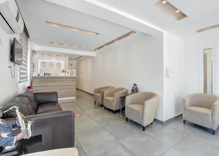 Barbara Apts Апарт-отель *