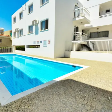 Barbara Apts Aparthotel