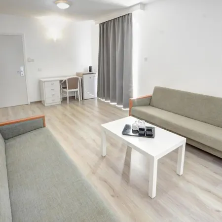 Barbara Apts Apartmanhotel