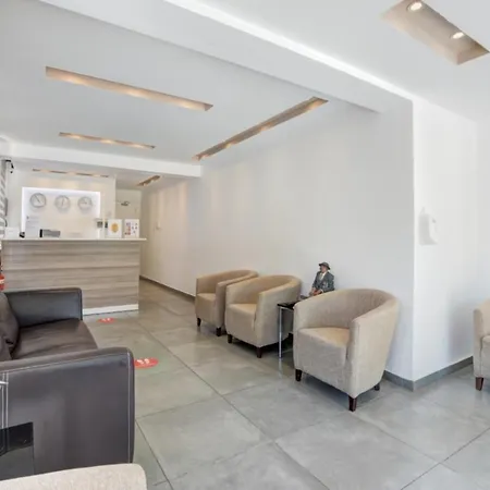 Barbara Apts Apartmanhotel *